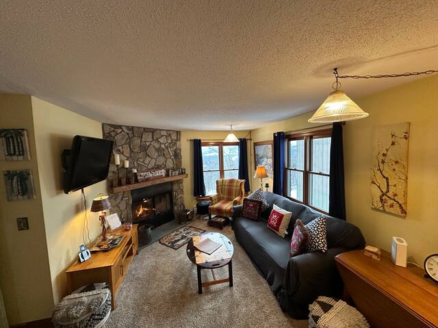 Sugarbush Village Condos managed Airbnb listing 3