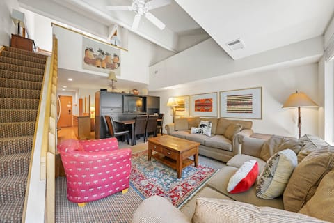 338 | Studio Loft Comfort - A/C + Oven & Fridge