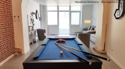 15 pers-bain Nordic+Sauna+Billiards+foosball