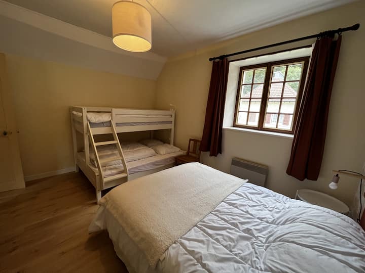 غرفة النوم 1