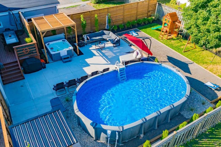 Hot Tub/Outdoor Sauna/Heated Pool/5 Min To Falls