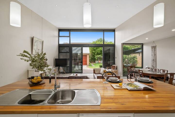 Book Regional managed Airbnb listing 2