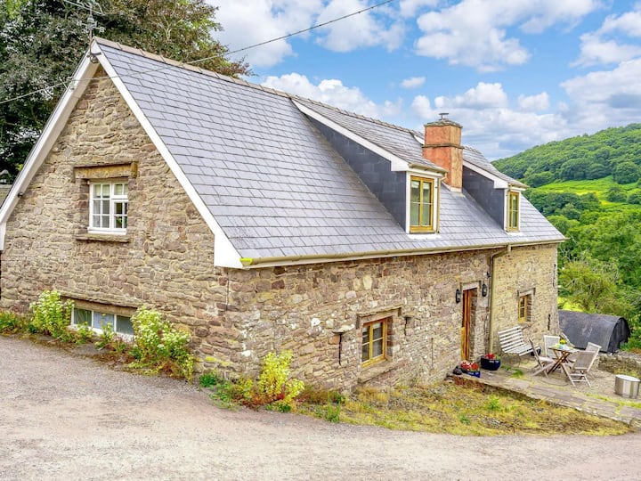 3 Bed in Abergavenny (oc-48309)