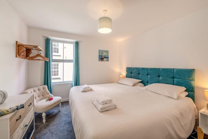 2 Bed In Brixham (Oc-75549) - Brixham