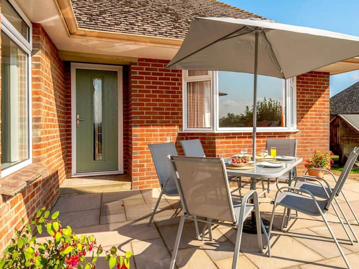 2 Bed In Poole (Oc-85399) - Wareham