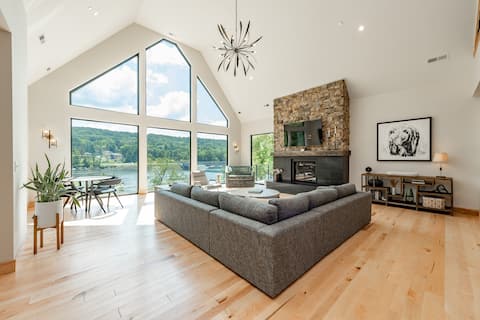 Lakeside Luxury w/ Pool, Hot Tub & Views