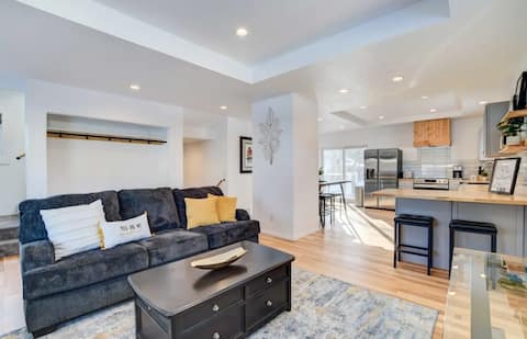 Moorhead Home Rental Near Downtown Fargo!