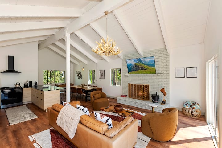 Vista Chalet: Luxury! Views! Close To Bear Mtn! - Big Bear, CA