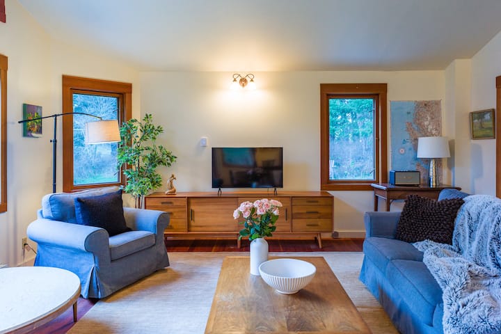 Private Pond, Dog-friendly, Peaceful, Golfing - Eastsound, WA