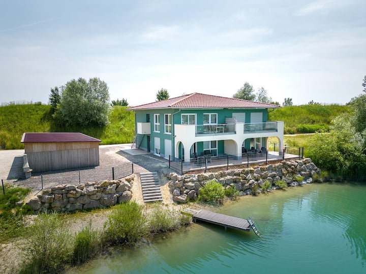 Chalet am Sonnensee 2 (vacation village by Lake Sonnensee) - Guesthouses  for Rent in Leipheim, Bayern, Germany - Airbnb