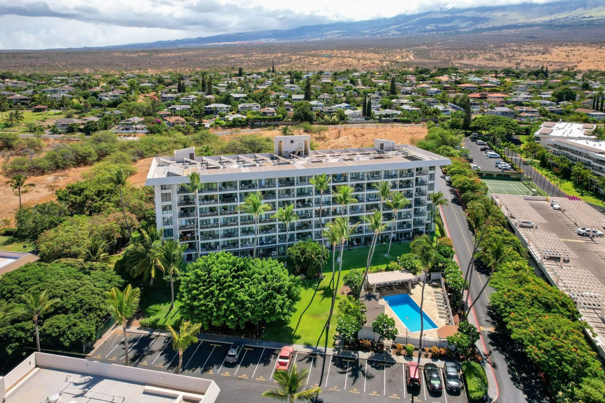 Condo in Kihei · ★4.74 · 1 bedroom · 2 beds · 1 bath - Image 39