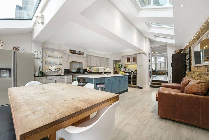 Meteor Street by Veeve gallery image 5