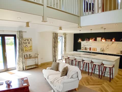 3 Bed in Badley (80545)