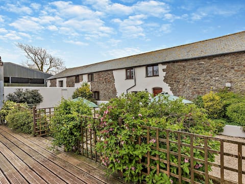 6 Bed in Bude (PLOUG)
