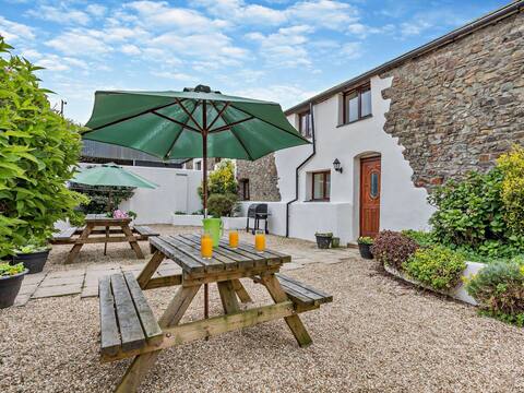 6 Bed in Kilkhampton (PLOUG)