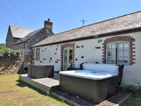 2 Bed in St Agnes  (50085)
