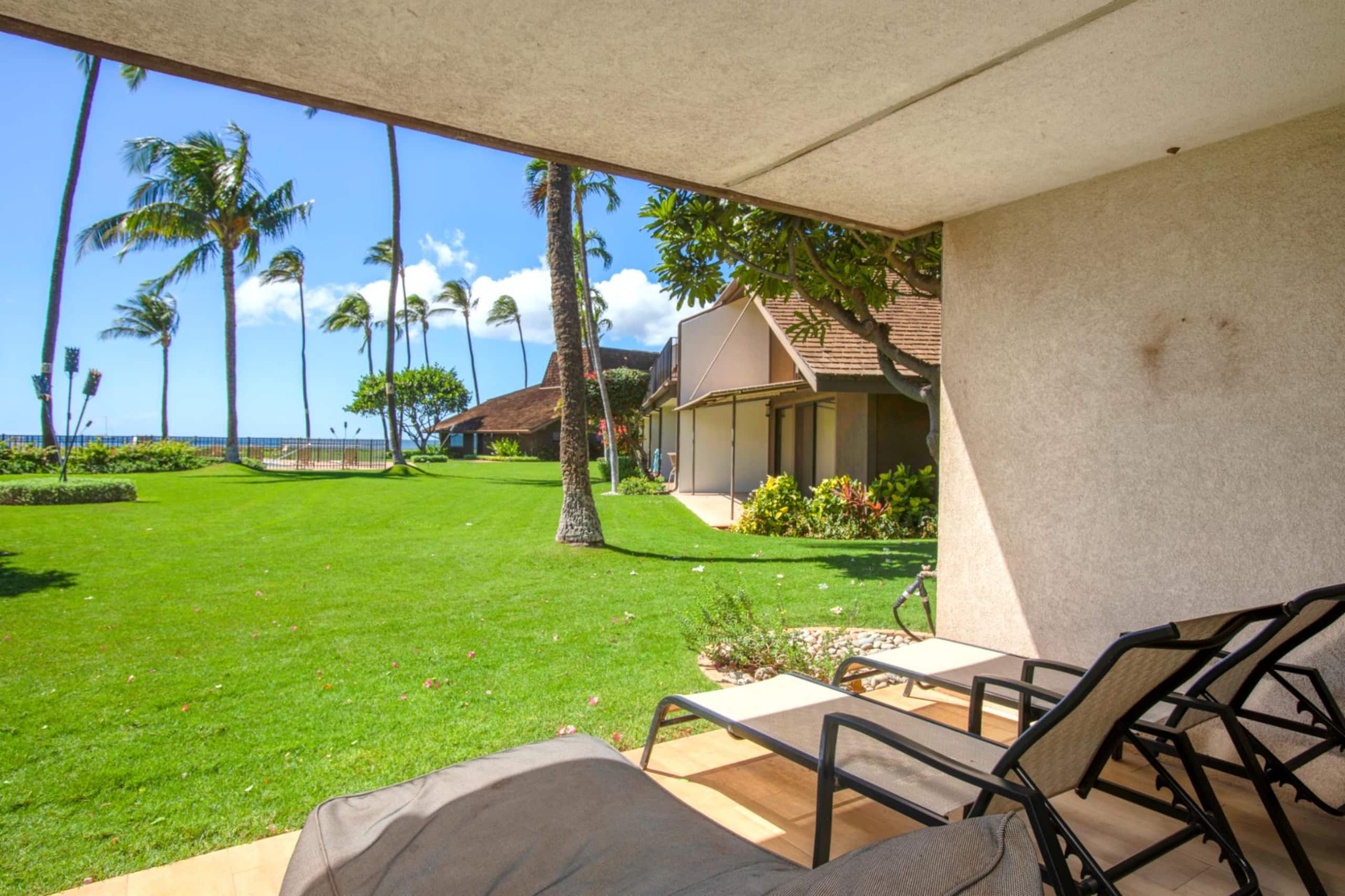 Condo in Kihei · ★4.88 · 1 bedroom · 2 beds · 1 bath - Image 5