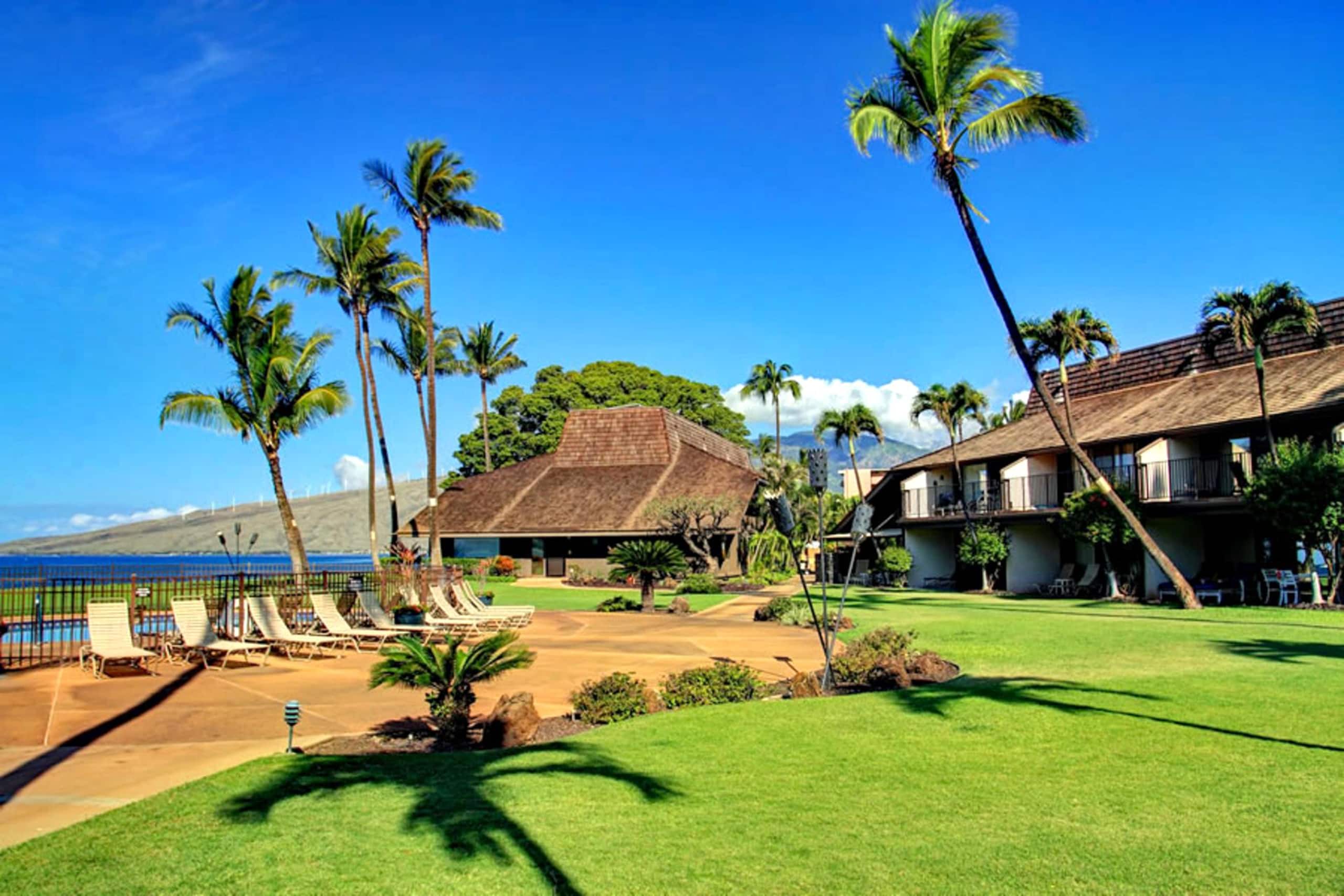 Condo in Kihei · ★4.88 · 1 bedroom · 2 beds · 1 bath - Image 27