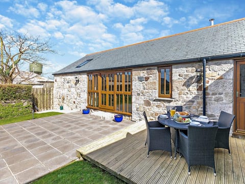 2 Bed in Helston (oc-roseb)
