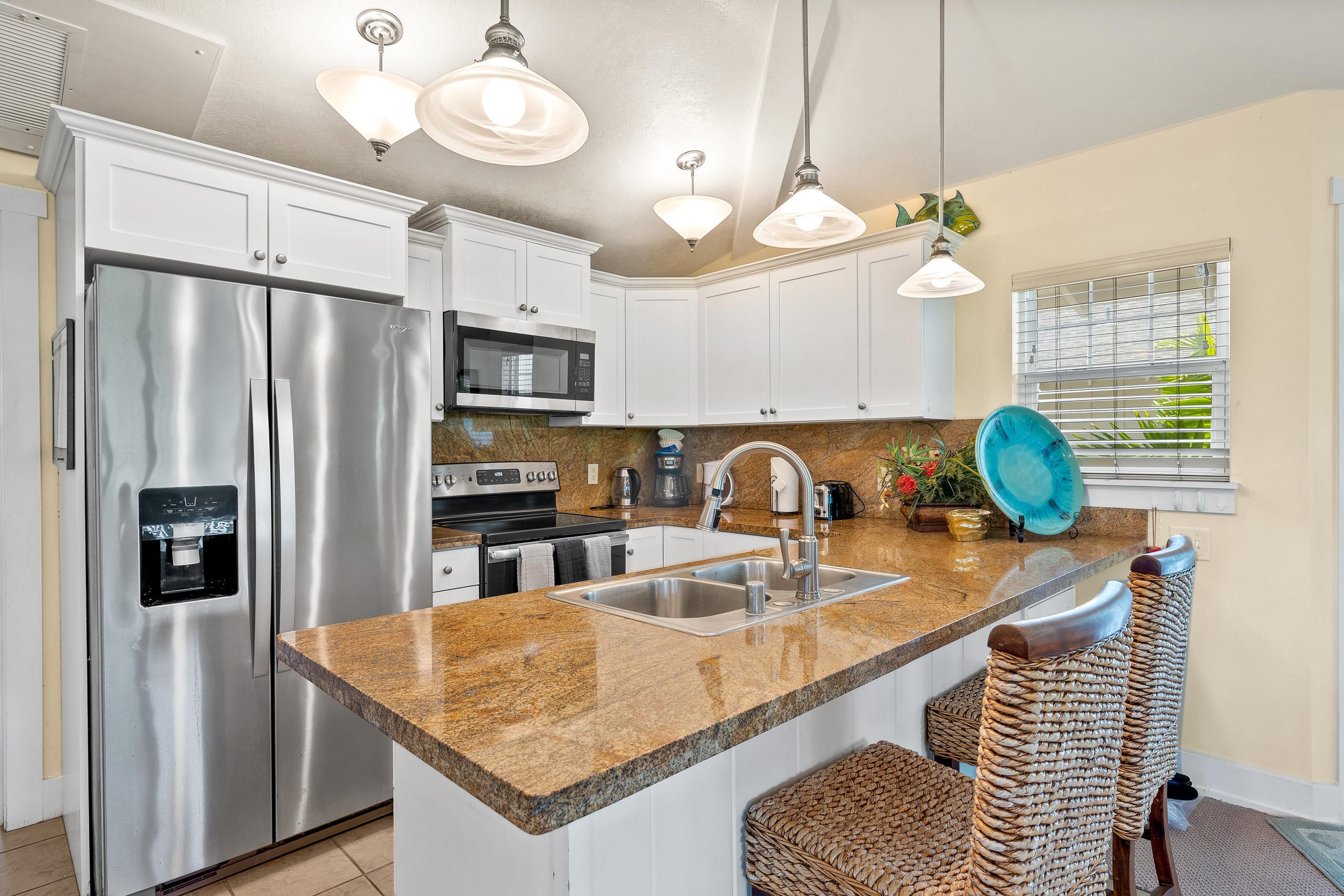 Plantation 722 in Princeville with AC - Photo 6