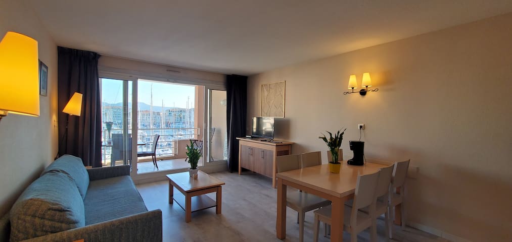 A2D Port Fréjus managed Airbnb listing 3