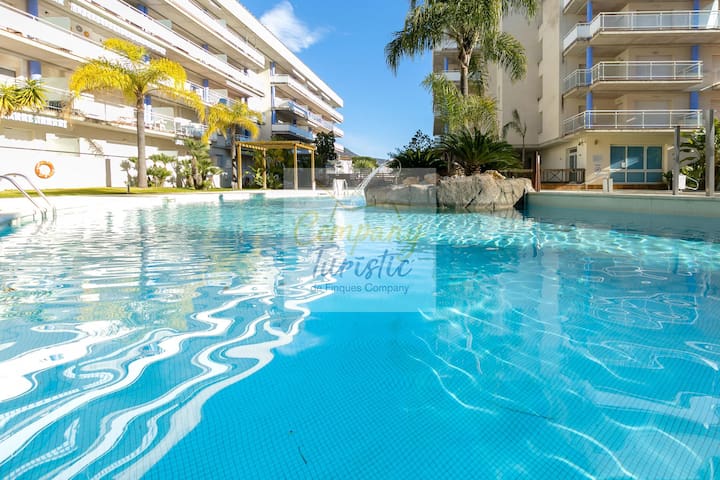 port canigo – duplex with panoramic views and comm