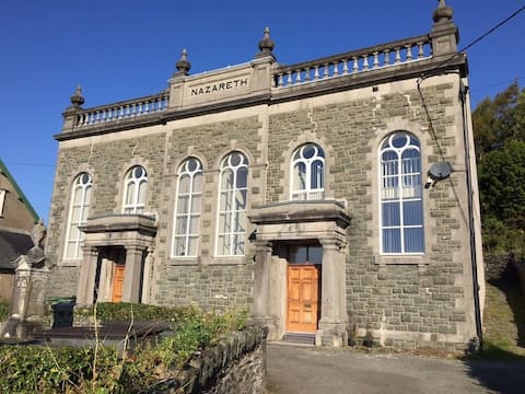 1 Chapel Nazareth - 3 Bedrooms - Sleeps 10