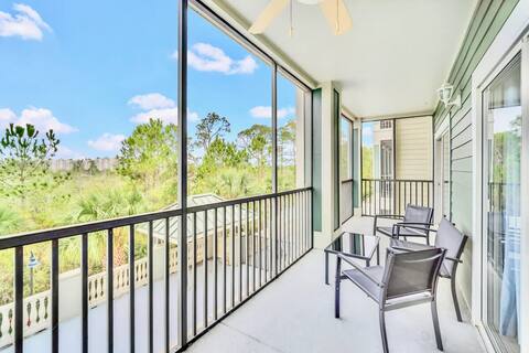 Modern 2BR Condo - Near Disney, Pool & Hot Tub!