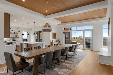 Villa Panorama | Heated Pool | Tremblant Living