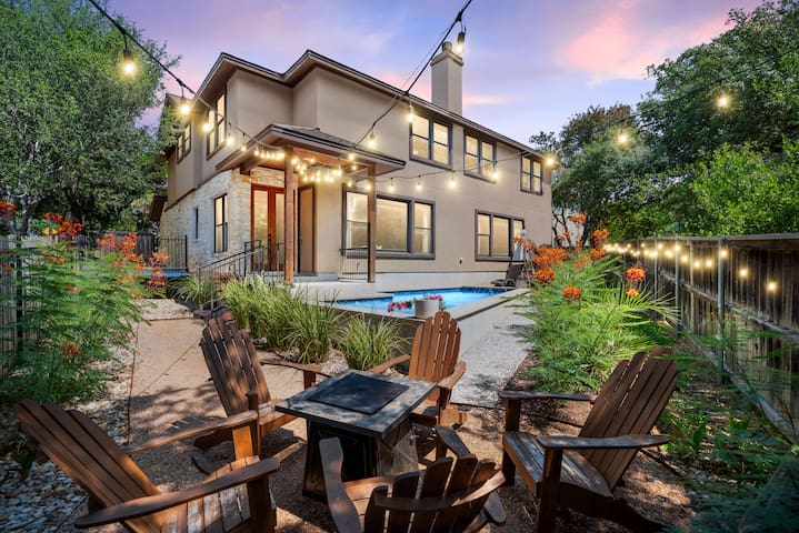 Ultimate Group Stay: Pool, Game Room & Hot Tub