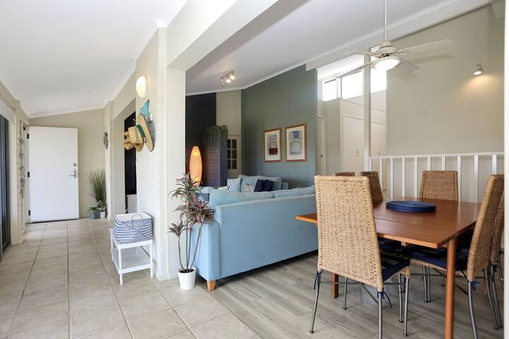 Summer Bay Sunsets gallery image 5