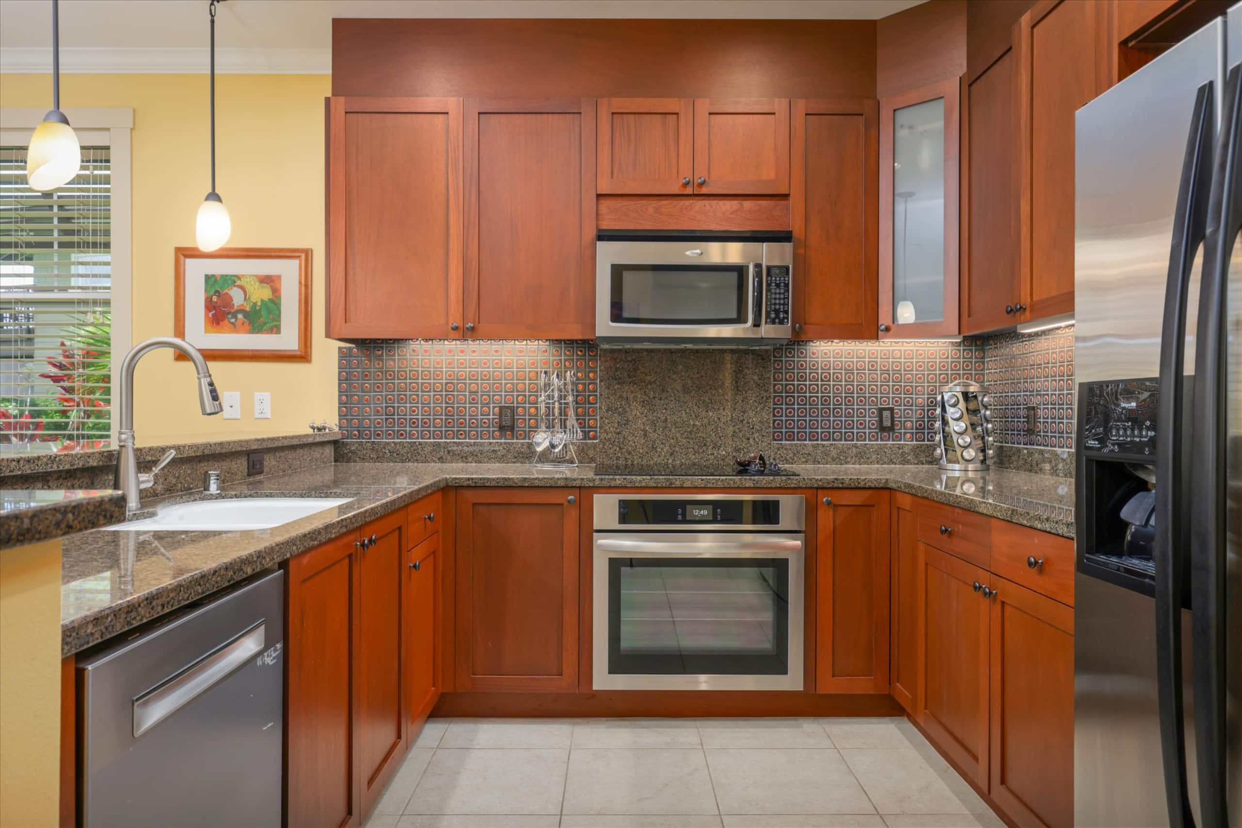Condo in Waikoloa Village · ★5.0 · 3 bedrooms · 4 beds · 2 baths - Photo 12