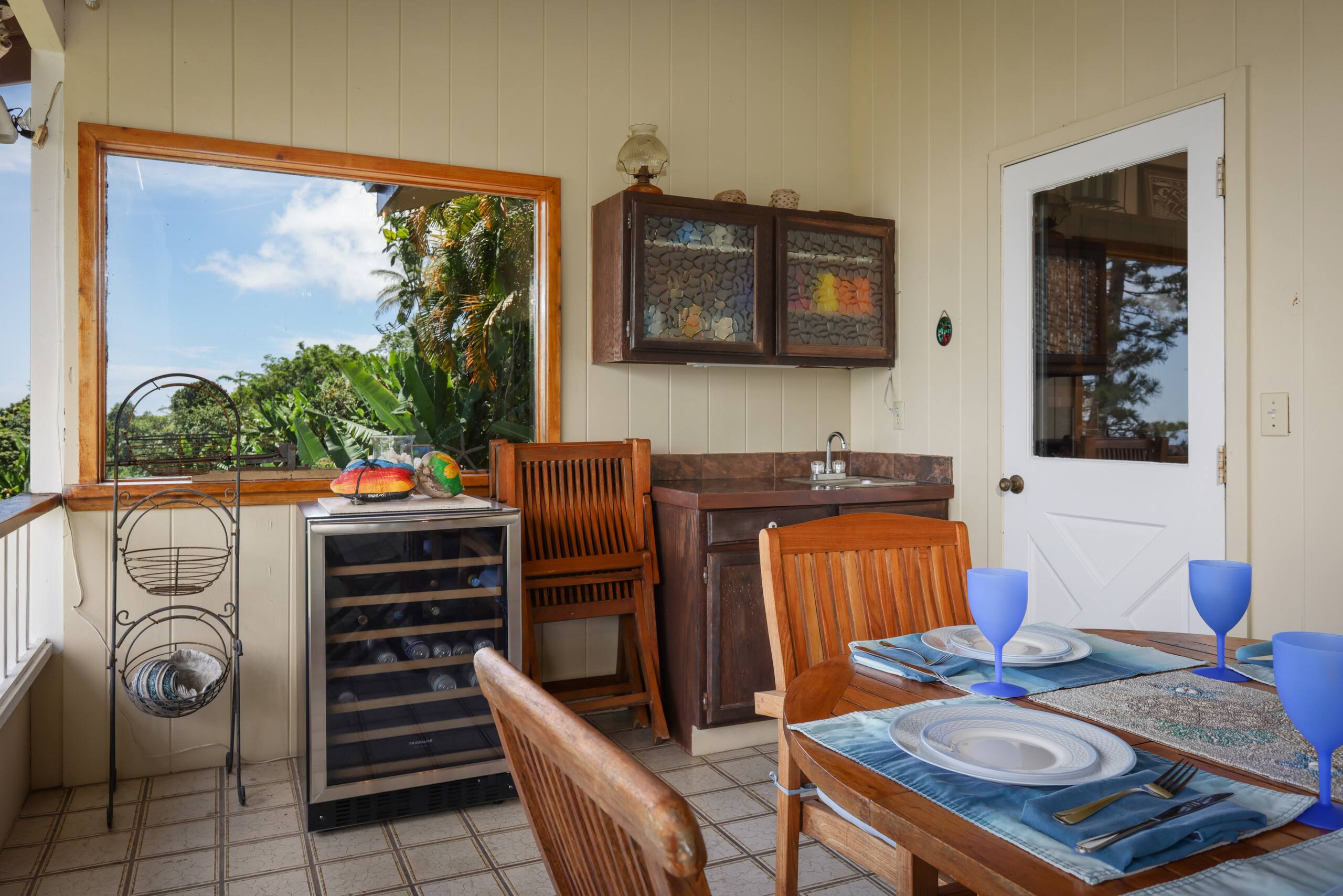 Home in Captain Cook · ★5.0 · 3 bedrooms · 4 beds · 2.5 baths - Photo 50
