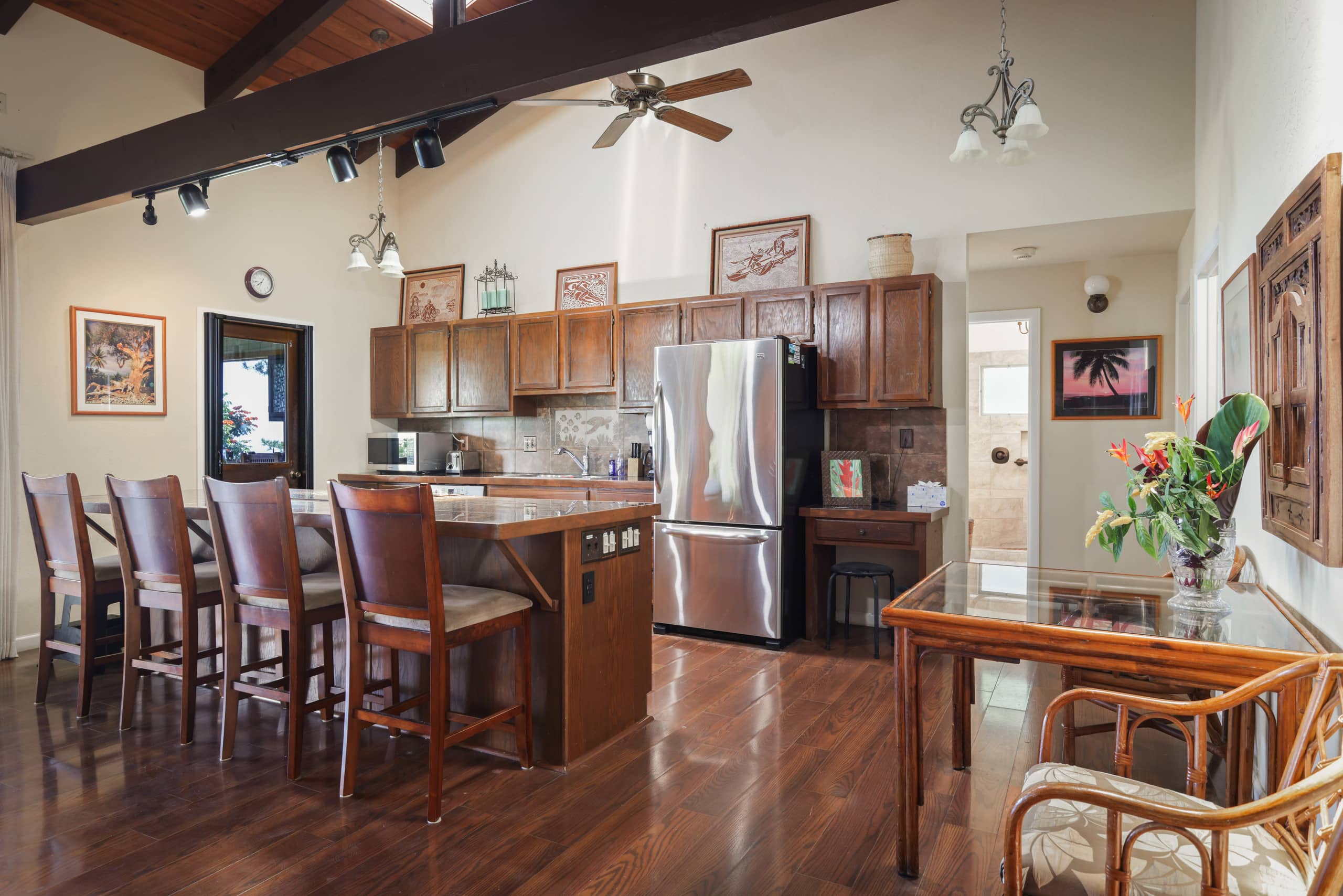 Home in Captain Cook · ★5.0 · 3 bedrooms · 4 beds · 2.5 baths - Photo 53
