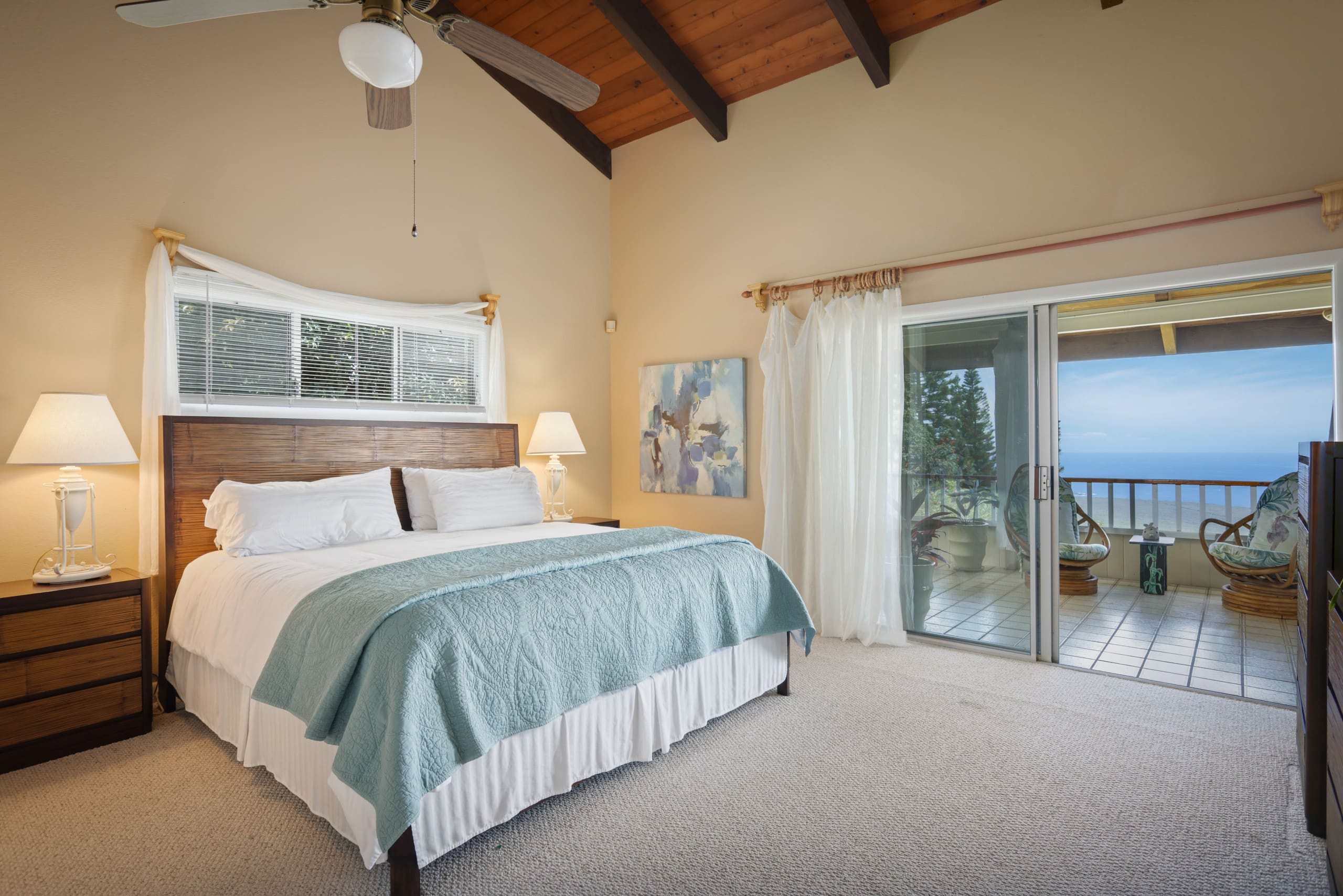 Home in Captain Cook · ★5.0 · 3 bedrooms · 4 beds · 2.5 baths - Photo 59