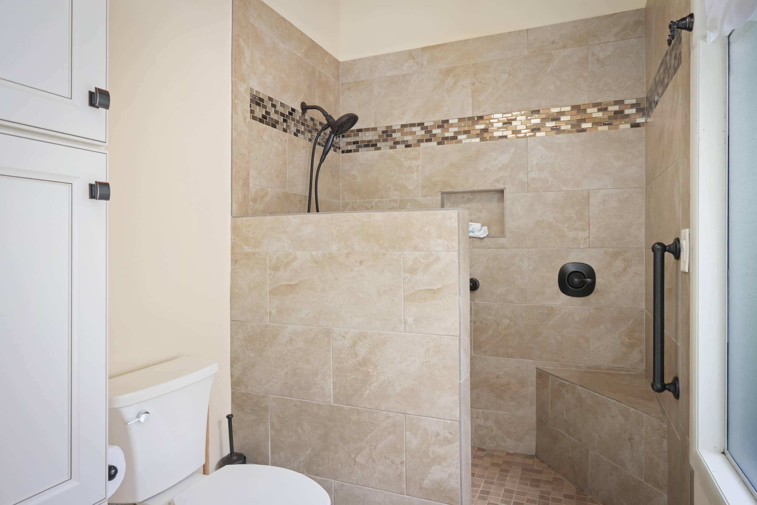 Home in Captain Cook · ★5.0 · 3 bedrooms · 4 beds · 2.5 baths - Photo 63