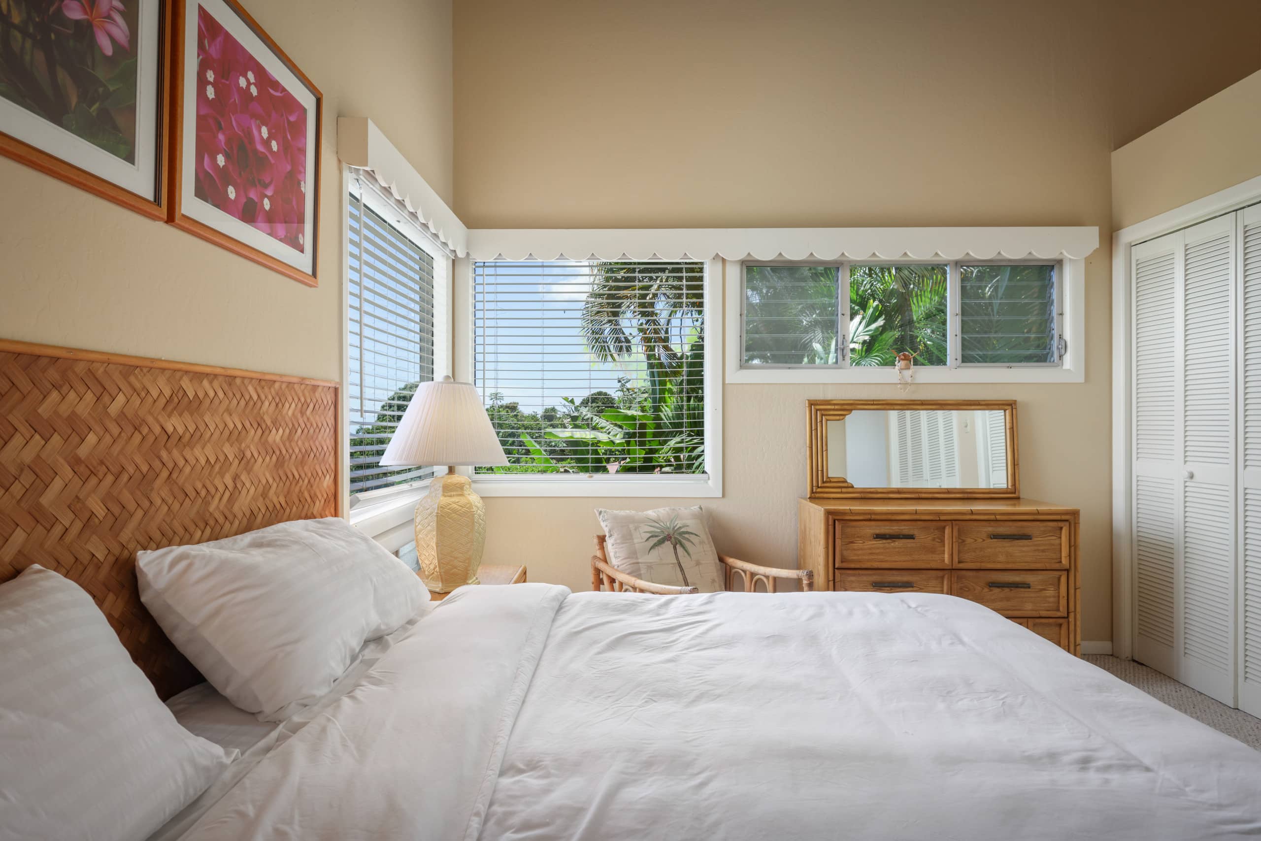 Home in Captain Cook · ★5.0 · 3 bedrooms · 4 beds · 2.5 baths - Photo 65