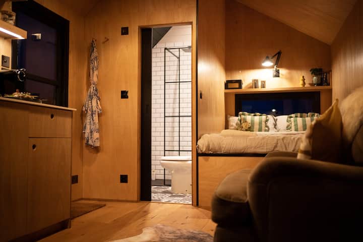 Huts at Woodthorpe Farm photo 4