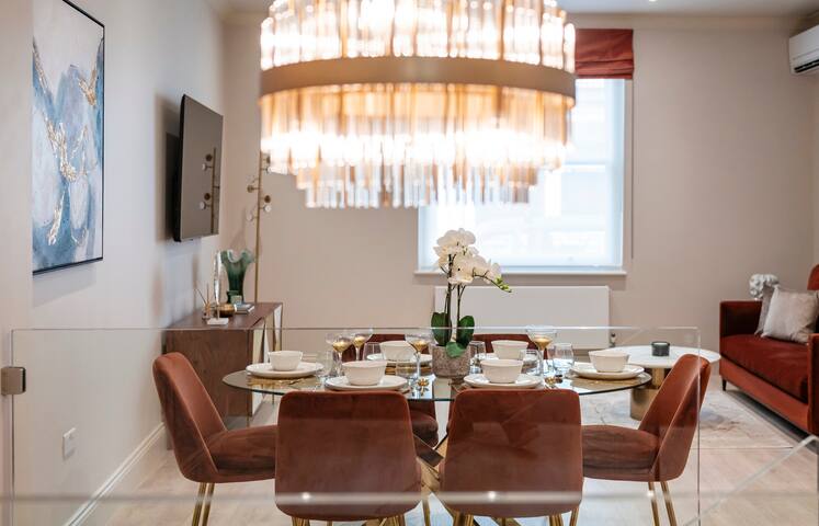 Marble Arch Suite 1 gallery image 4