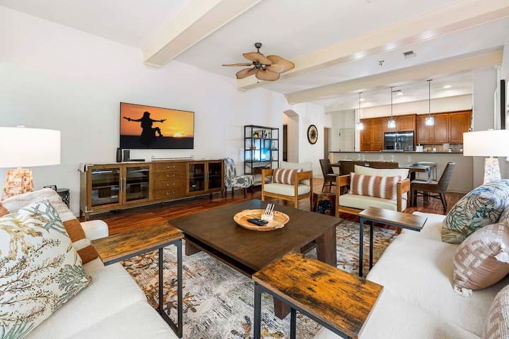 Newly Updated | Professionally Managed w/Concierge