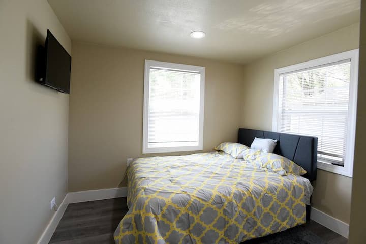 231ee4c0 17c4 4e7c b708 54fe9f50e84a