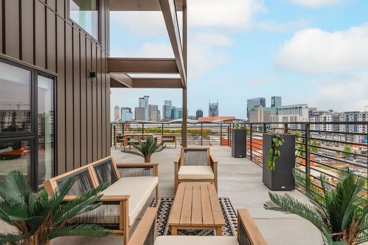 Dreamy Penthouse | Festive Christmas Escape