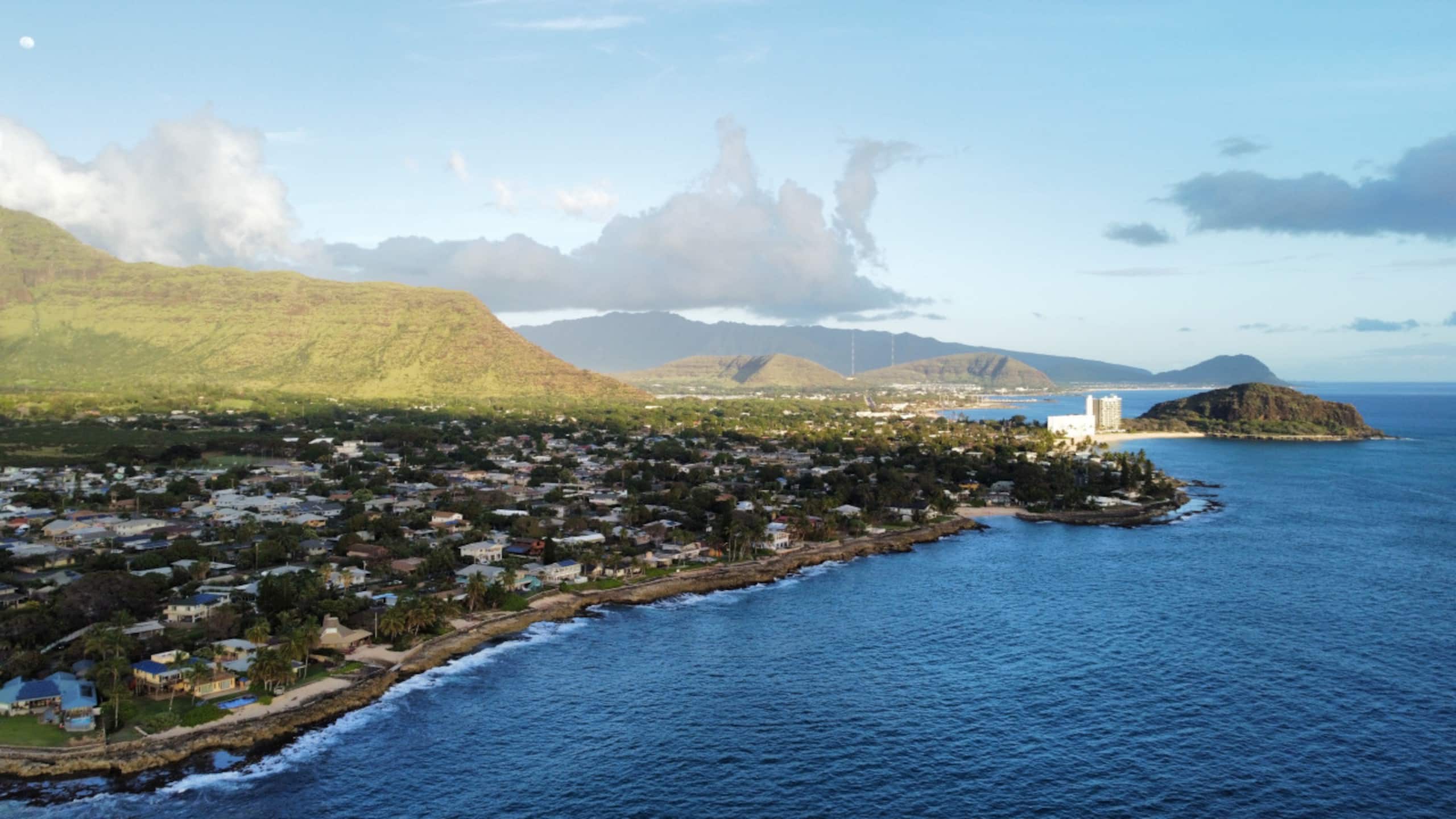 Home in Makaha Valley · ★4.95 · 3 bedrooms · 6 beds · 2 private baths - Image 37