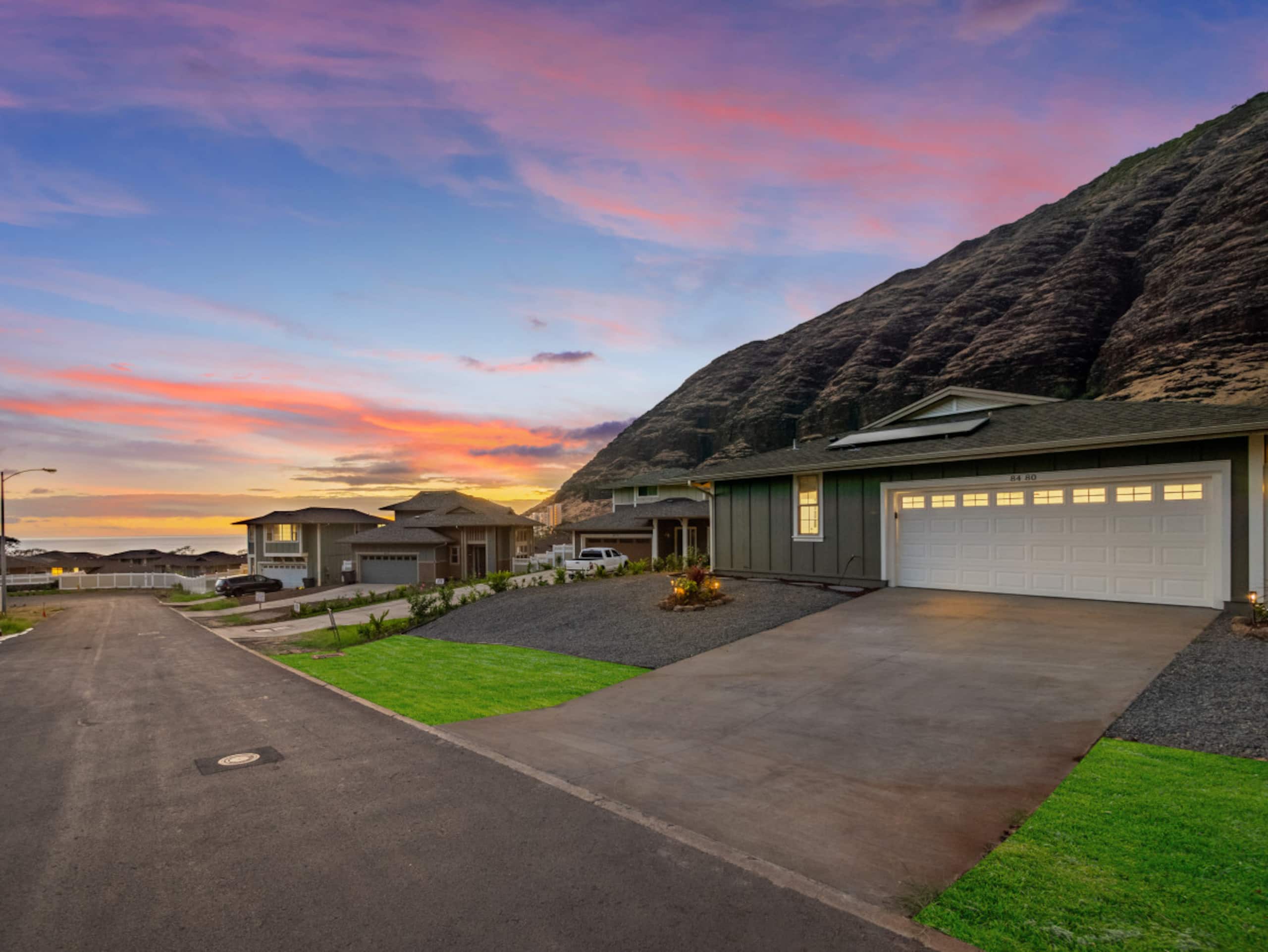 Home in Makaha Valley · ★4.95 · 3 bedrooms · 6 beds · 2 private baths - Image 14