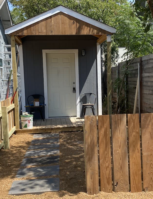The Salon  | Tiny with Style Vibes | Walkable Area