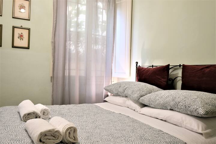 Wine Apartments Florence Nebbiolo gallery image 2