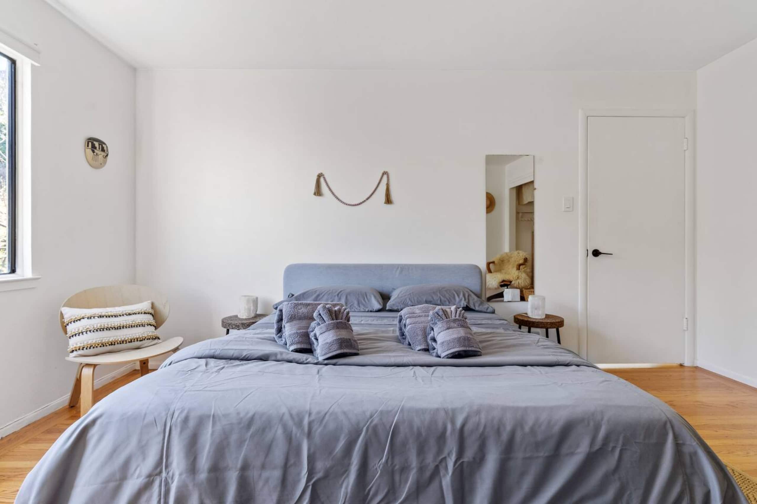 Home in San Francisco · ★4.59 · 2 bedrooms · 2 beds · 1 bath - Image 20
