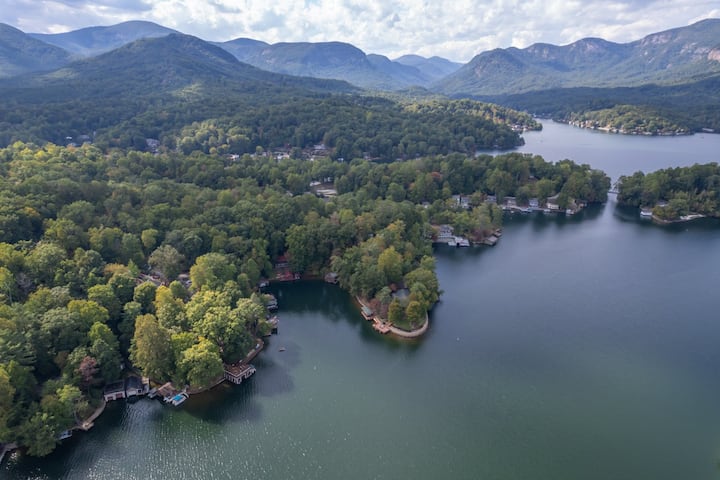 Historical cabin on Lake Lure, direct lake access! - Houses for Rent in Lake  Lure, North Carolina, United States - Airbnb