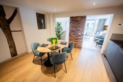 Historical City Retreat with Sauna option (R-51-B)