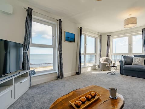 4 Bed in Whitley Bay (oc-87396)